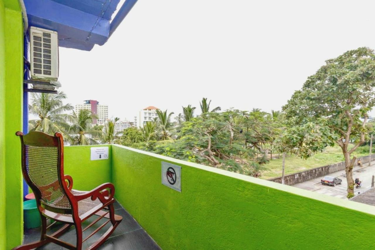 The Beehive Colombo Hotel Exterior foto